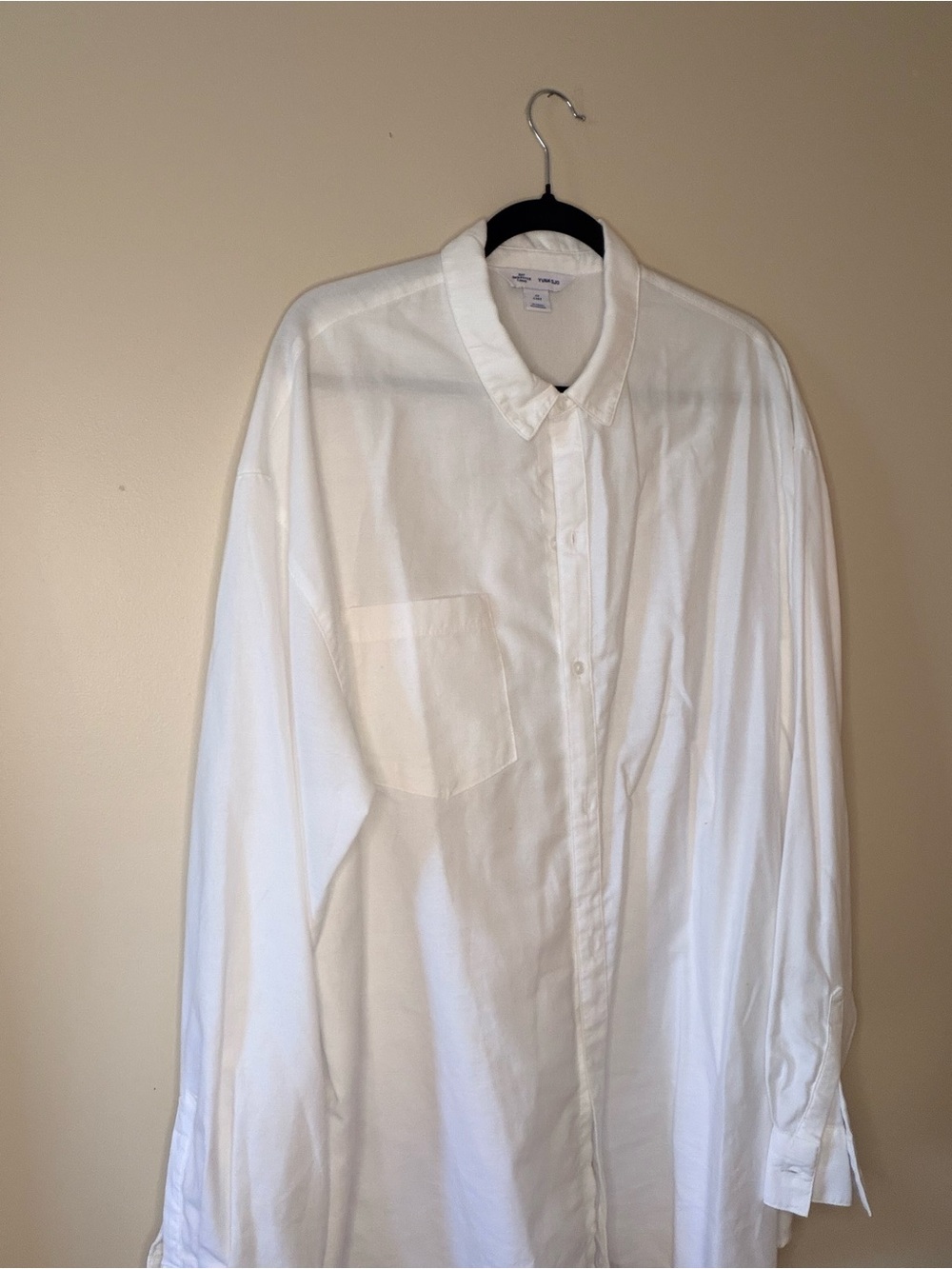 Old Navy White Women's Button-Down Shirt- boyfriend style/ XL Tall